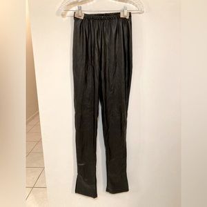 Black faux leather size M pull-on leggings